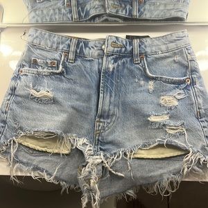 Zara jeans shorts size 2